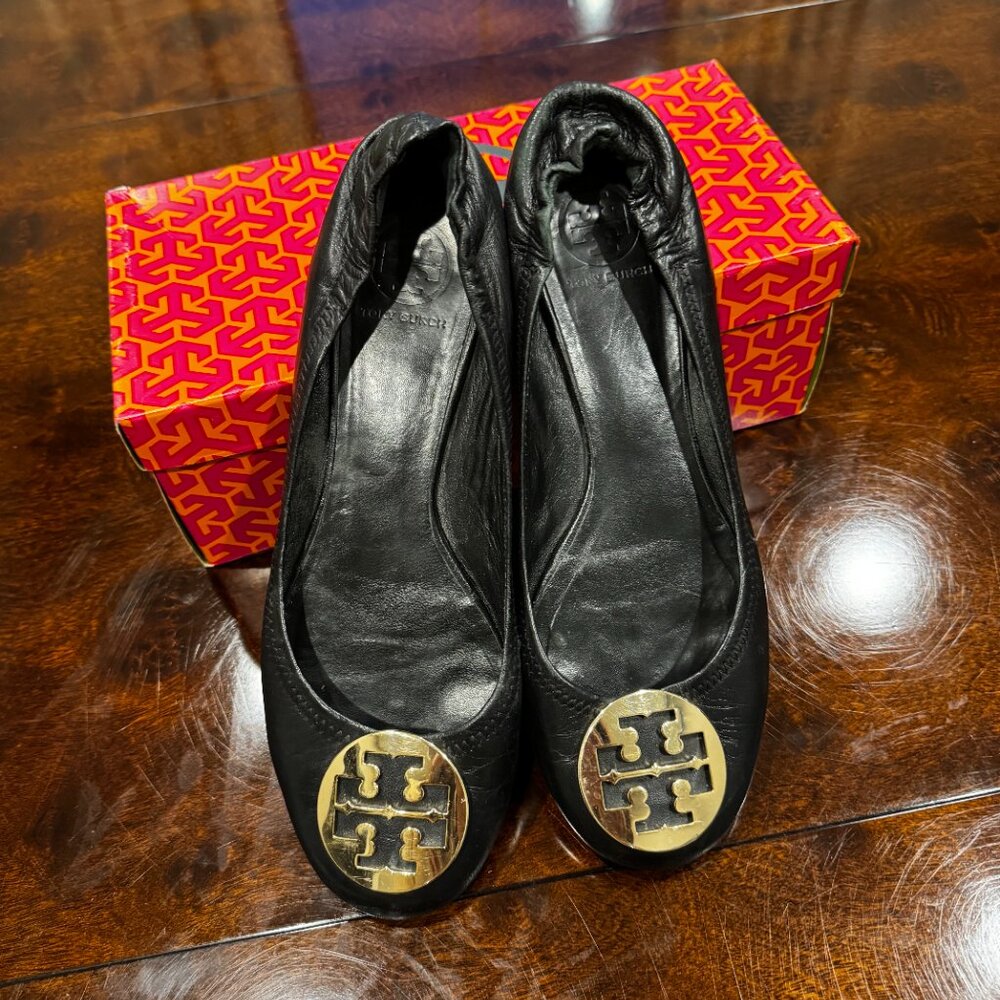 Tory Burch Black/Gold Reva Women's Designer Shoes Size 11